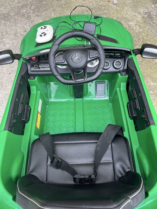 Електрическа кола за деца, Baby Mix, Mercedes-Benz AMG GT R, зелена, 108x67x46 см, 3-8 години
