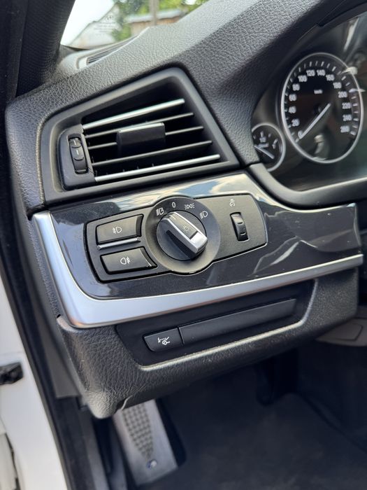 BMW F10 520d M pachet