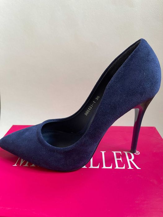 Красивые туфли на каблуках