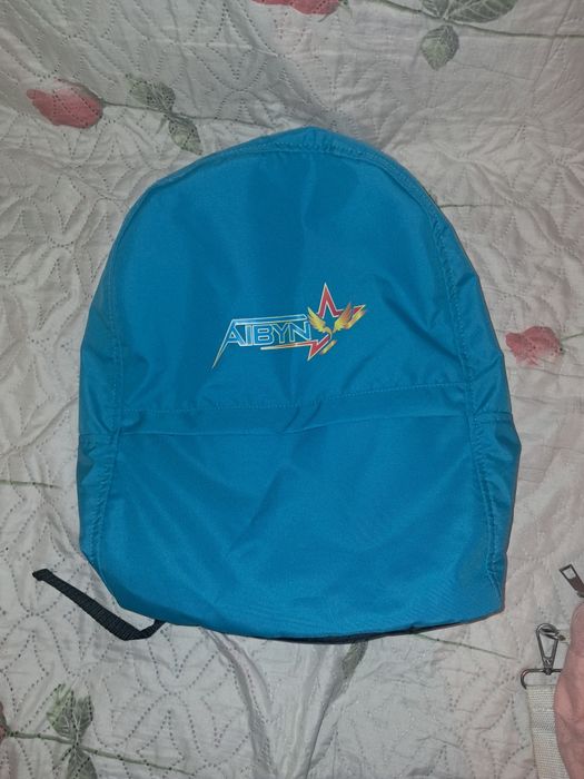 Продам рюкзаки за 2,5