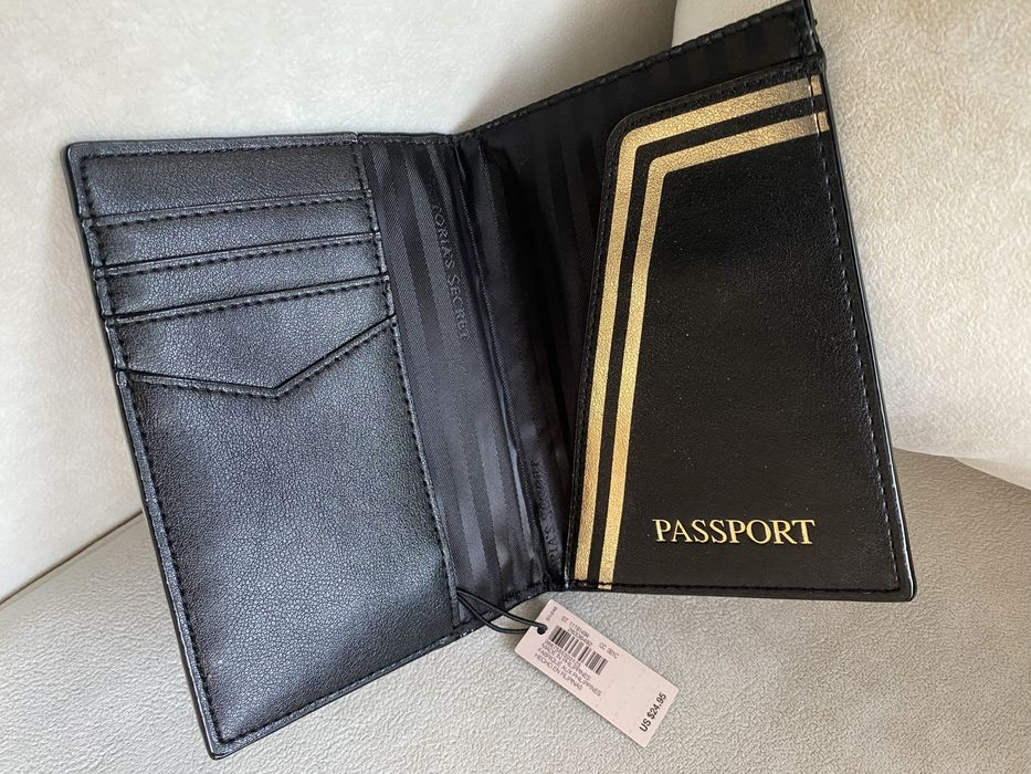 Victoria’s Secret - калъф за паспорт и кредитни карти