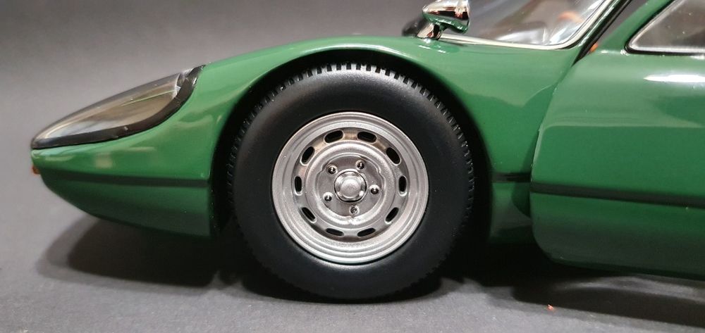 1:18 Porsche 904 GTS "Minichamps"