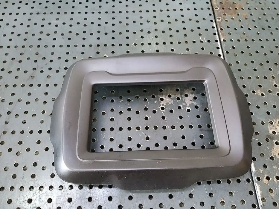 Rama ecran navigatie bord jeep renegade 735692177