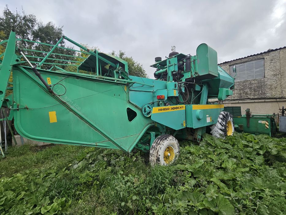 Продам комбайн Нива эффект