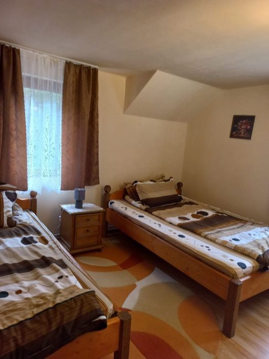 Închiriez Cabană, Cabana lui Nelu, situată pe malul Someșului Cald