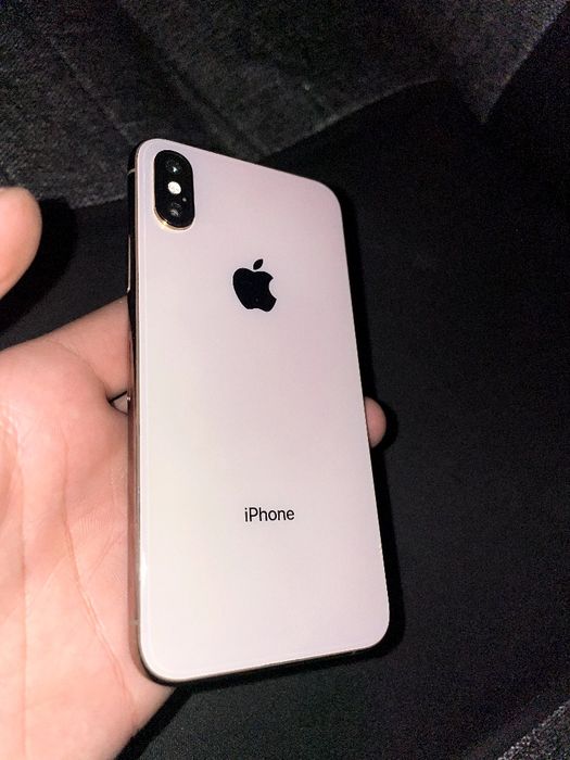 Iphone xs gold sotiladi
