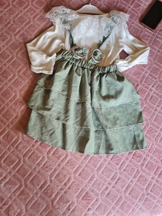 Rochiță fetițe mărimea 5 6 ani