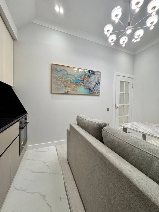 Продам квартиру на Паркентском новостройке 3/8/8 38м2