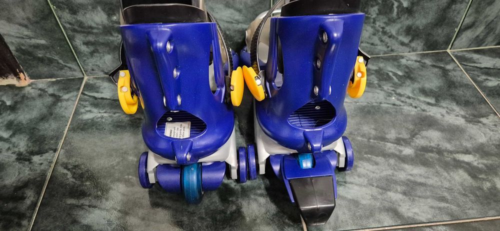 Детски ролери с помощни колела