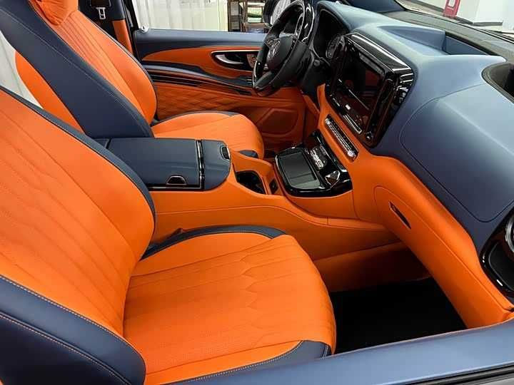 Mercedes Benz V-class V300L