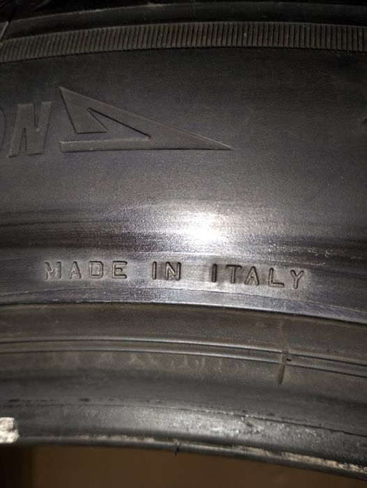 4 броя зимни гуми BRIDGESTONE 275/45 R21