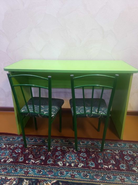 Парта для младших детей