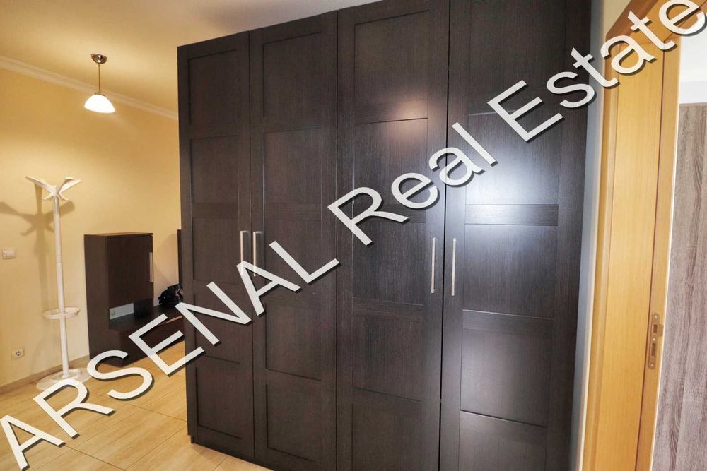 Дава се под наем Тристаен апартамент в София, Студентски град - 125 кв.м за 790 € - Снимка #1