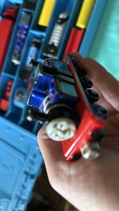 Оригинална ретро чанта за влакчета Томас + магнитни влакчета.