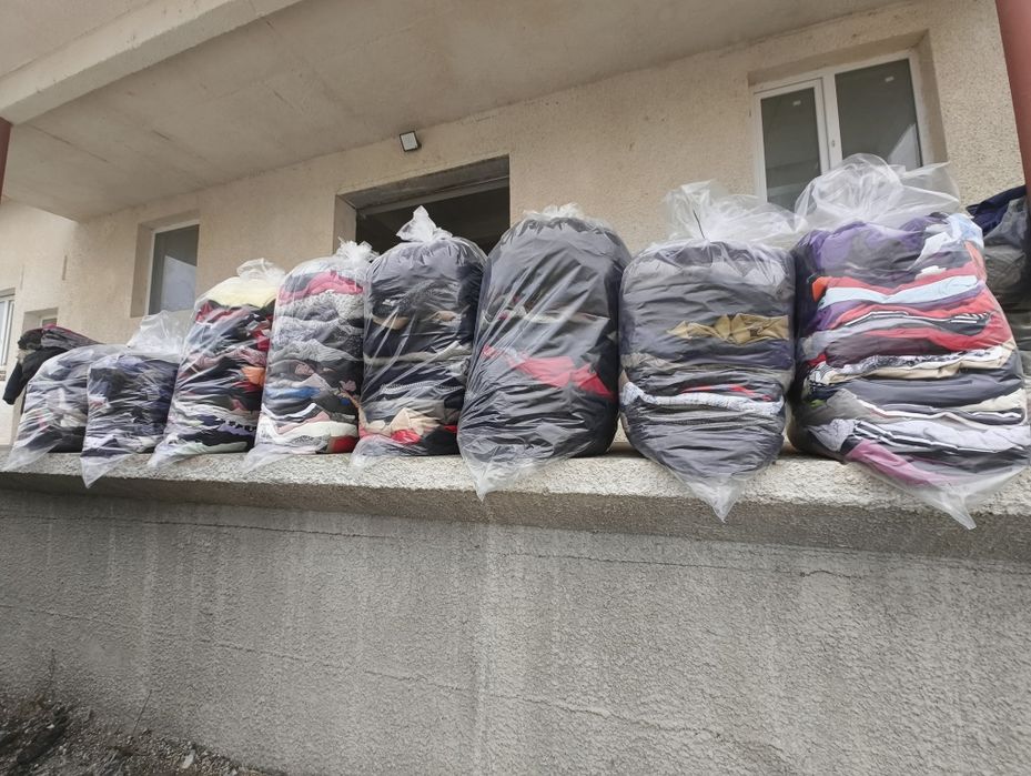 Дрехи втора употреба на едро