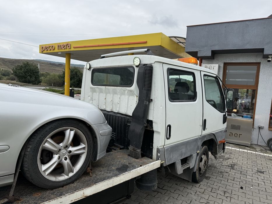 Proprietar vand Mitsubishi canter 2.8 diesel se conduce cu B autoplatforma BA14 6 locuri