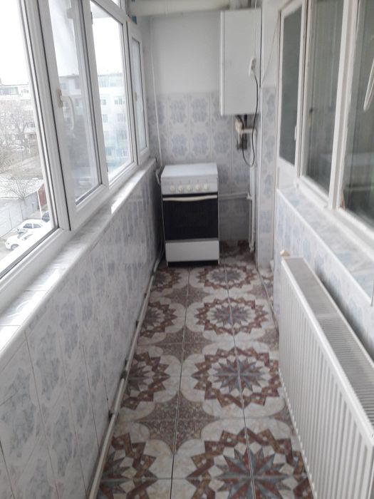 Închiriez garsonieră cf1 decomandat Str Școlilor zona Piața Microhală