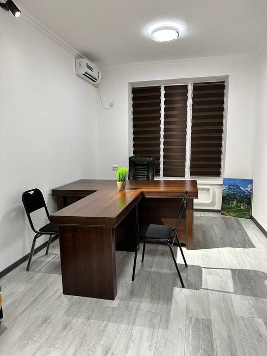 Офис на Спорт Товарах С мебелью