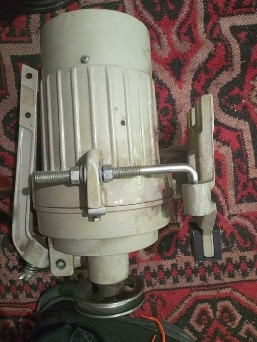 Ел.мотор за шевна машина