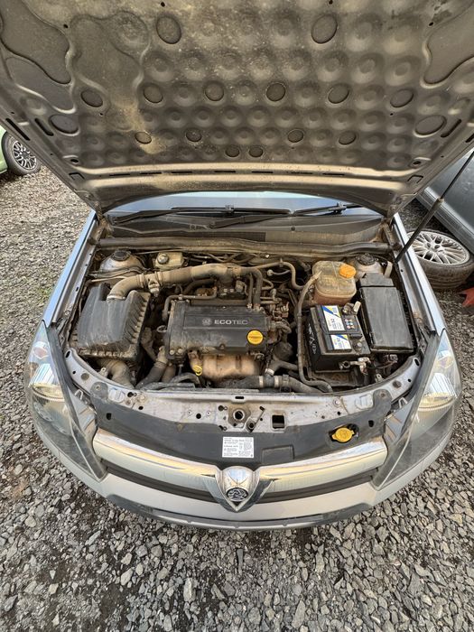 OPEL Astra H за части