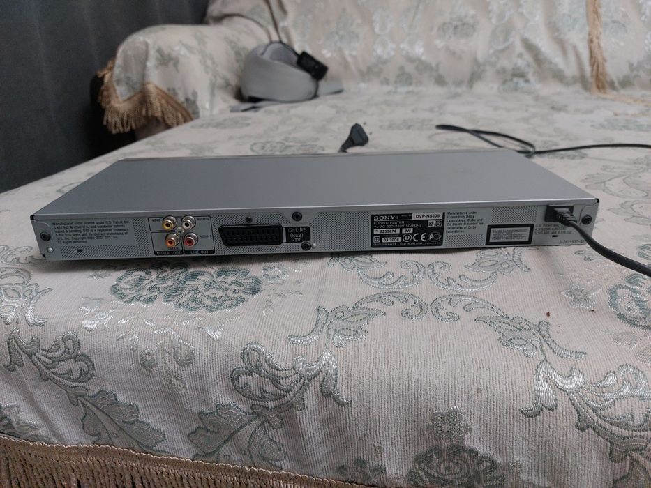 Видеомагнитофон и Dvd