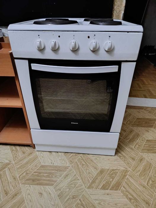 Продам Эл.плита Hansa