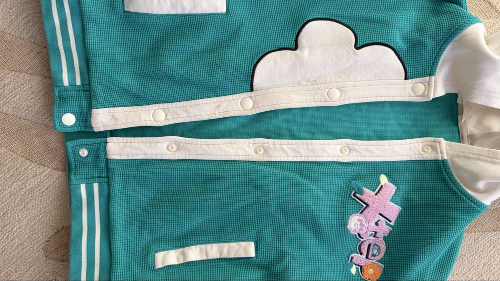 Продам кофту доя девочки 140 см