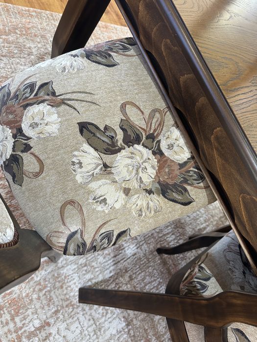 Голяма холна маса