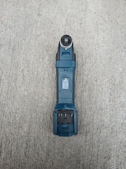 Мултифункционален инструмент Bosch 18волта