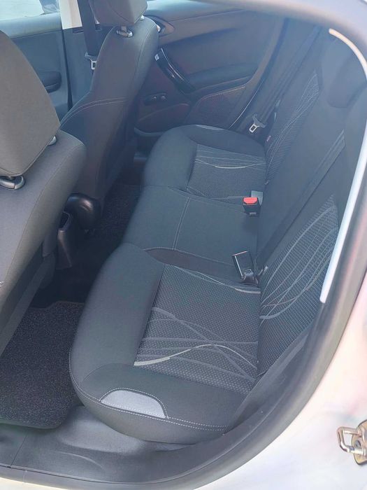 Peugeot 208 1.4 HDI
