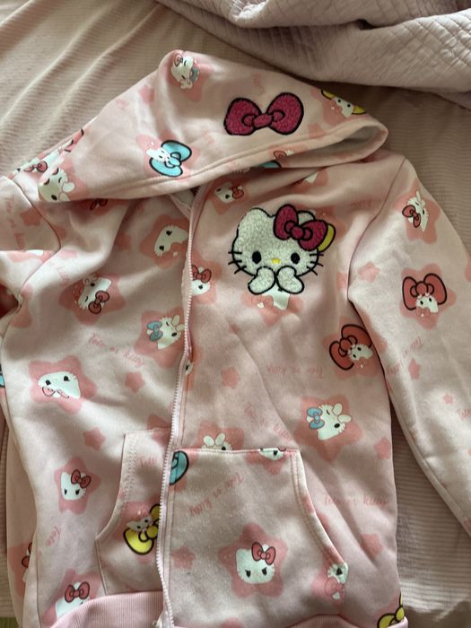 Розовая кофта Hello Kitty