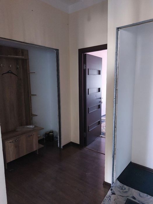 Kelesda 2 xonali uy sotiladi, Bez makler