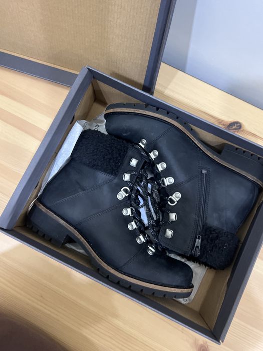 Демисезонные ботинки  ecco