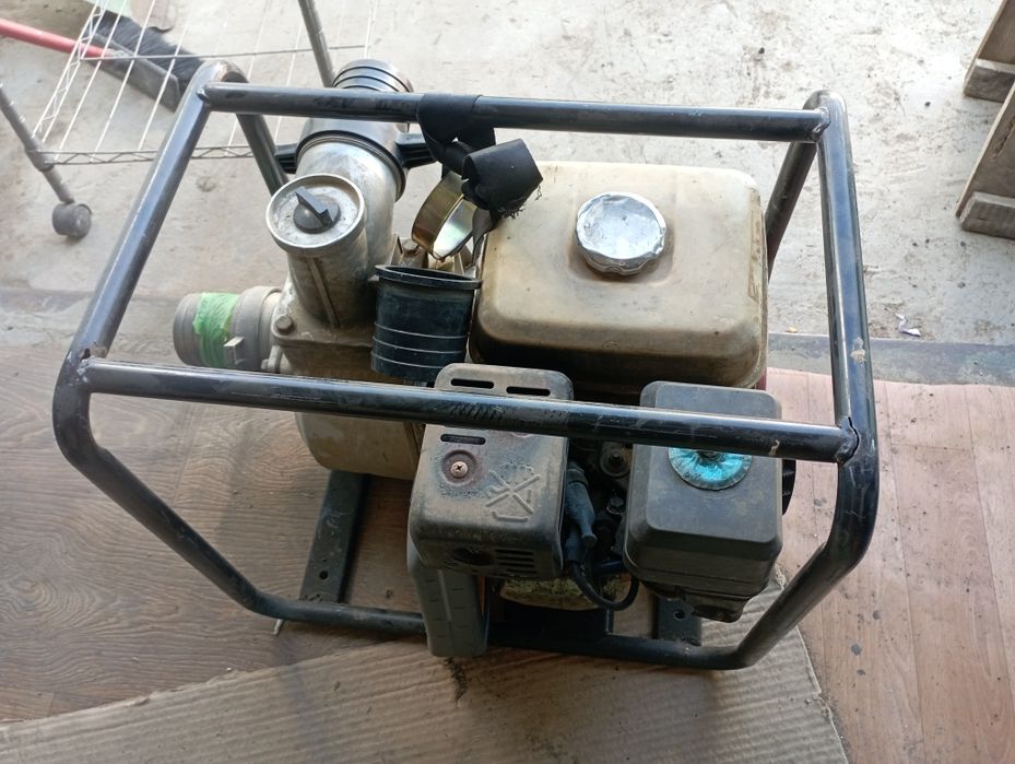 Продам мотопомпу