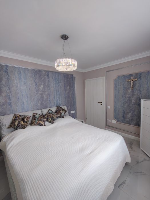 Vand apartament 3 camere mp in zona vivo