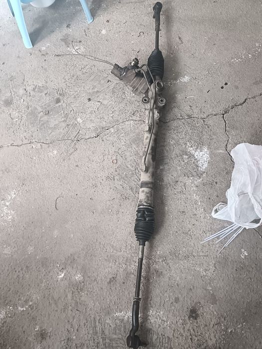 Продам рулевую рейку