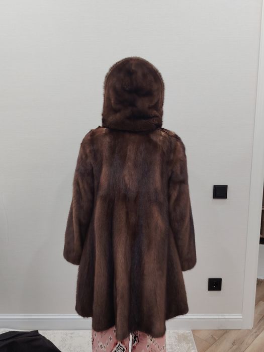 Норковая шуба             .