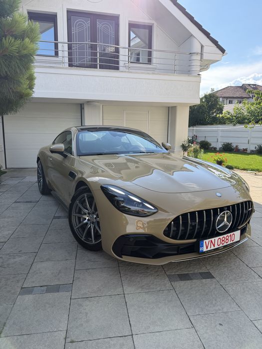 MERCEDES-BENZ AMG GT 2025
