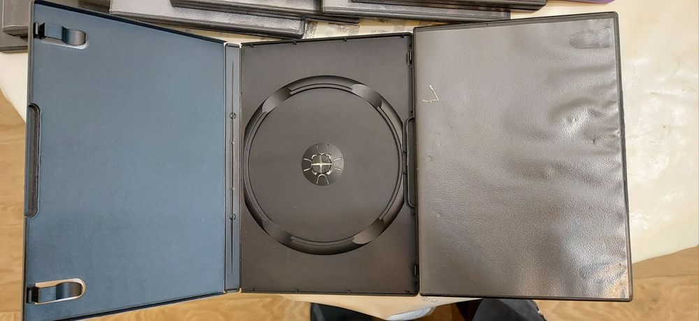 16 штук DVD бокс/ коробка для дисков