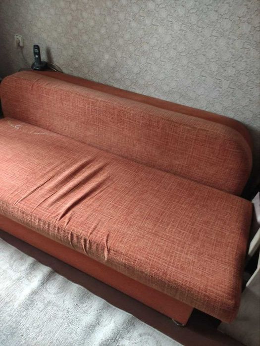Отдам диван раскладной