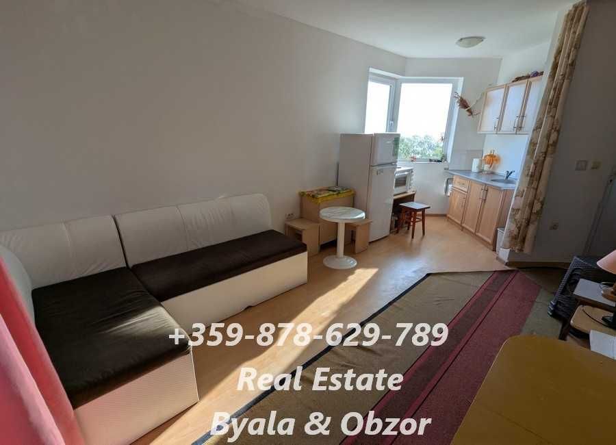 Продава се Двустаен апартамент в Бяла - 51 кв.м за 1077 €/кв.м - Снимка #2