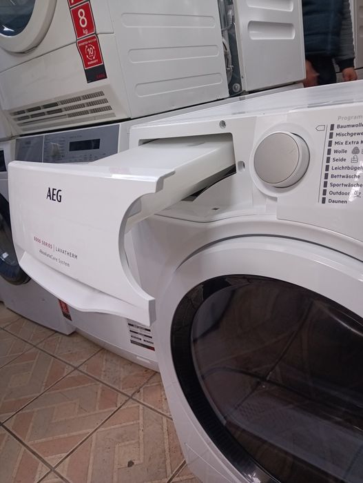 Сушилня с термопомпа Аег Aeg Series 8000 А+++ 8кг 2 години гаранция!