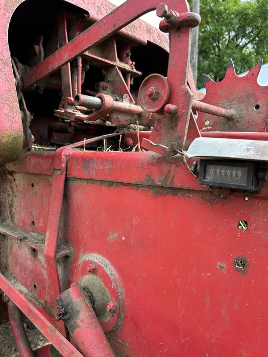 Vând balotieră L.Sgorbati