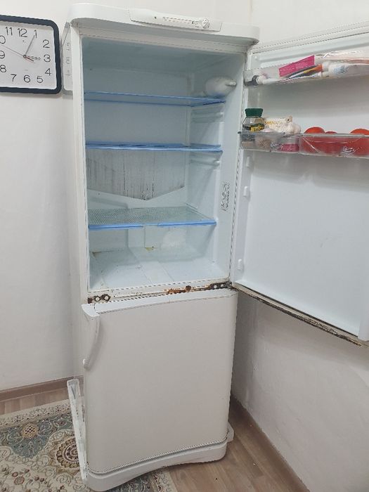 Холодильник бу рабочий