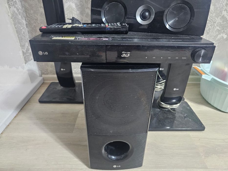 Домашний кинотеатр LG