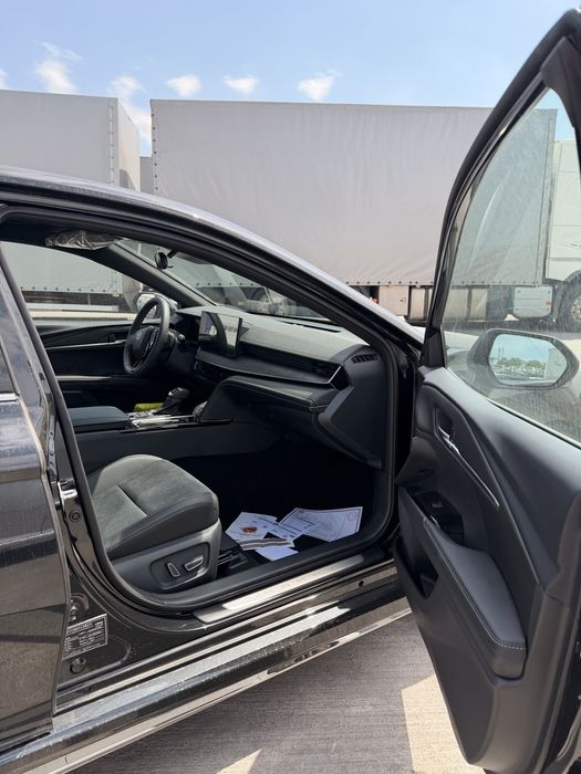 Toyota Camry 2026 — 7