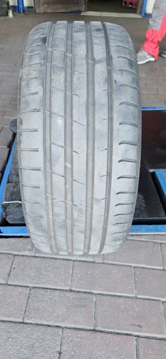 Vand Anvelope Vara Nokian 235/40/R18