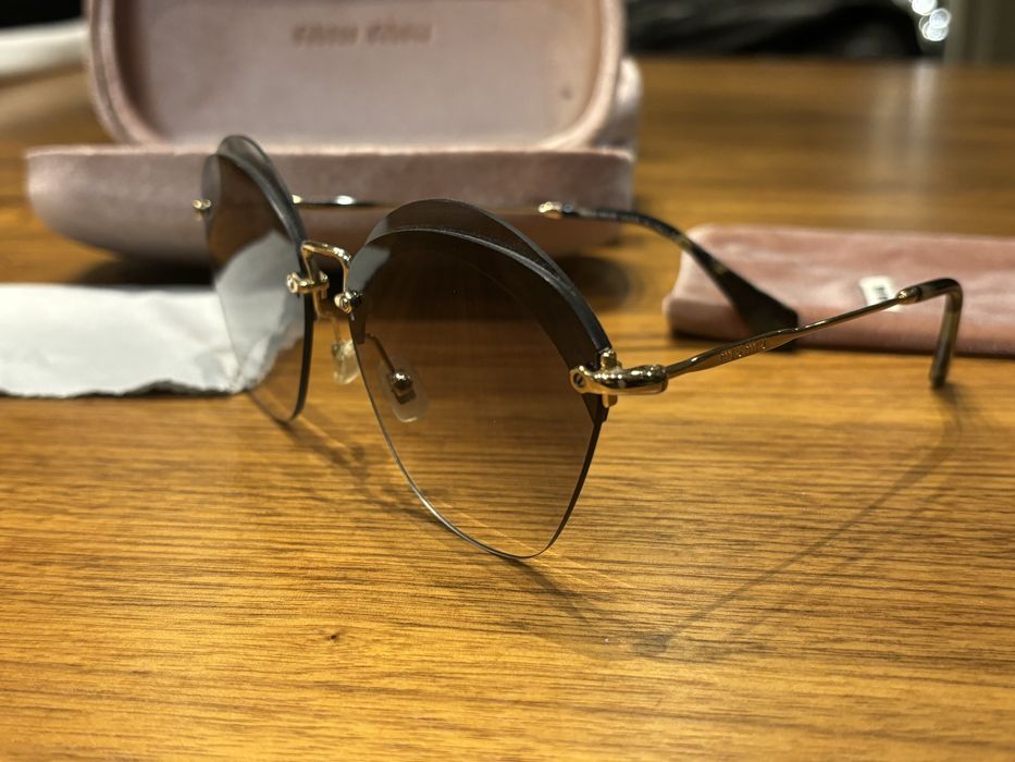 Дамски слънчеви очила Miu-Miu