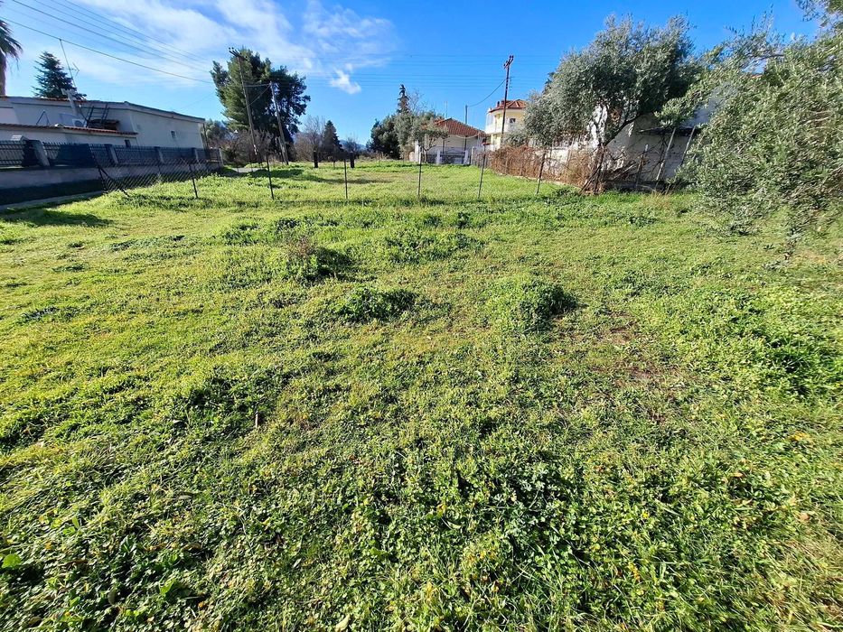 Продава се парцел в регулация с площ 205 м2 в Аспровалта, Гърция