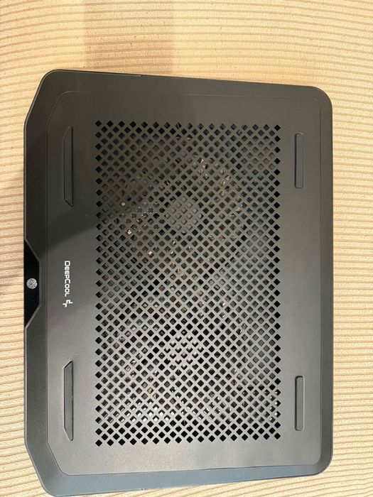 Охлаждаща подложка DeepCool N80 RGB